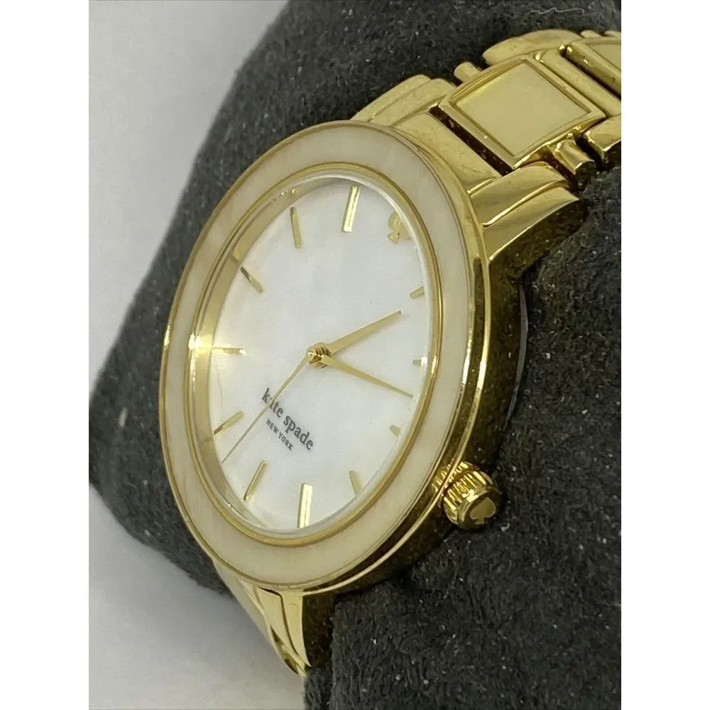 Kate Spade 0394 Womens Gold Stainless Steel Analog Dial Quartz Wrist Watch XX581